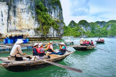 Lan Ha bay - Halong International Cruise Port – Hanoi (B, Br)